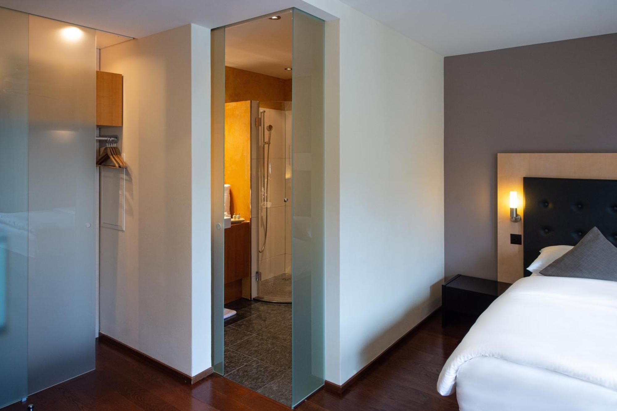 Hotel Uto Kulm Car-Free Hideaway In Zurich Bonstetten Room photo